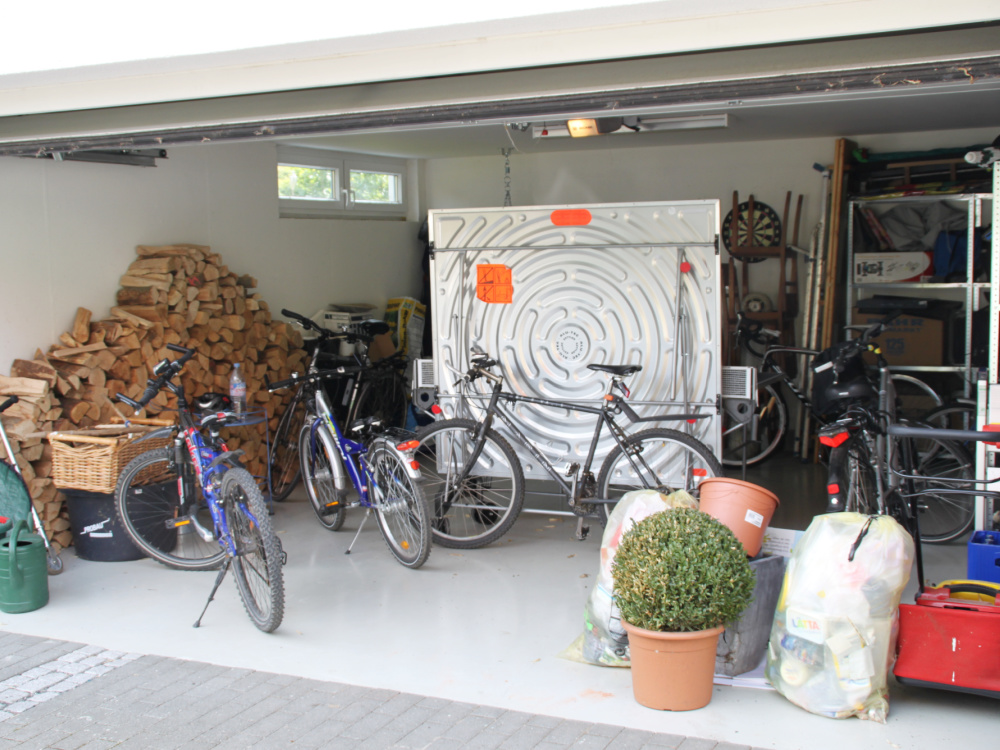 Unordnung in der Garage